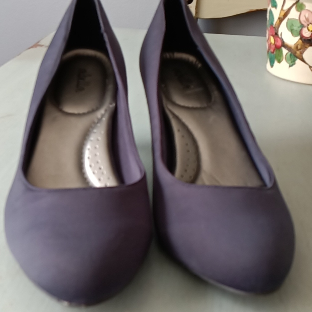 Navy blue shoes